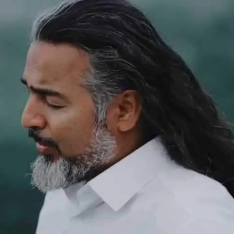 دانلود آهنگ پرواز همای تو نیستی