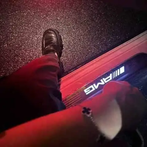 دانلود آهنگ پوبون Sickobon