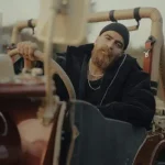 دانلود آهنگ معین زد چرا رفتی زدی زیر باورام