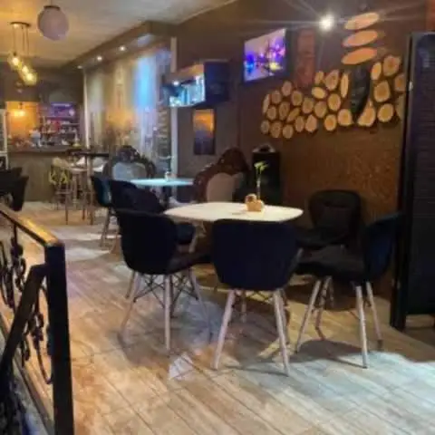 دانلود آهنگ هایده و محسن چاوشی کافه (هوش مصنوعی)